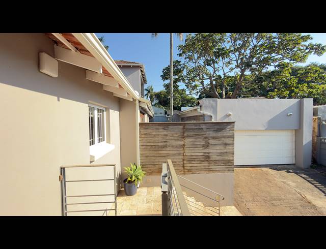 5 BEDROOM FREESTANDING FOR SALE IN GLENWOOD